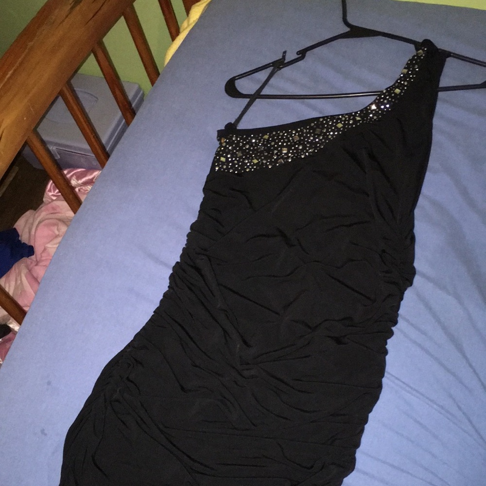 On shoulder Black gem stone scrunched dress